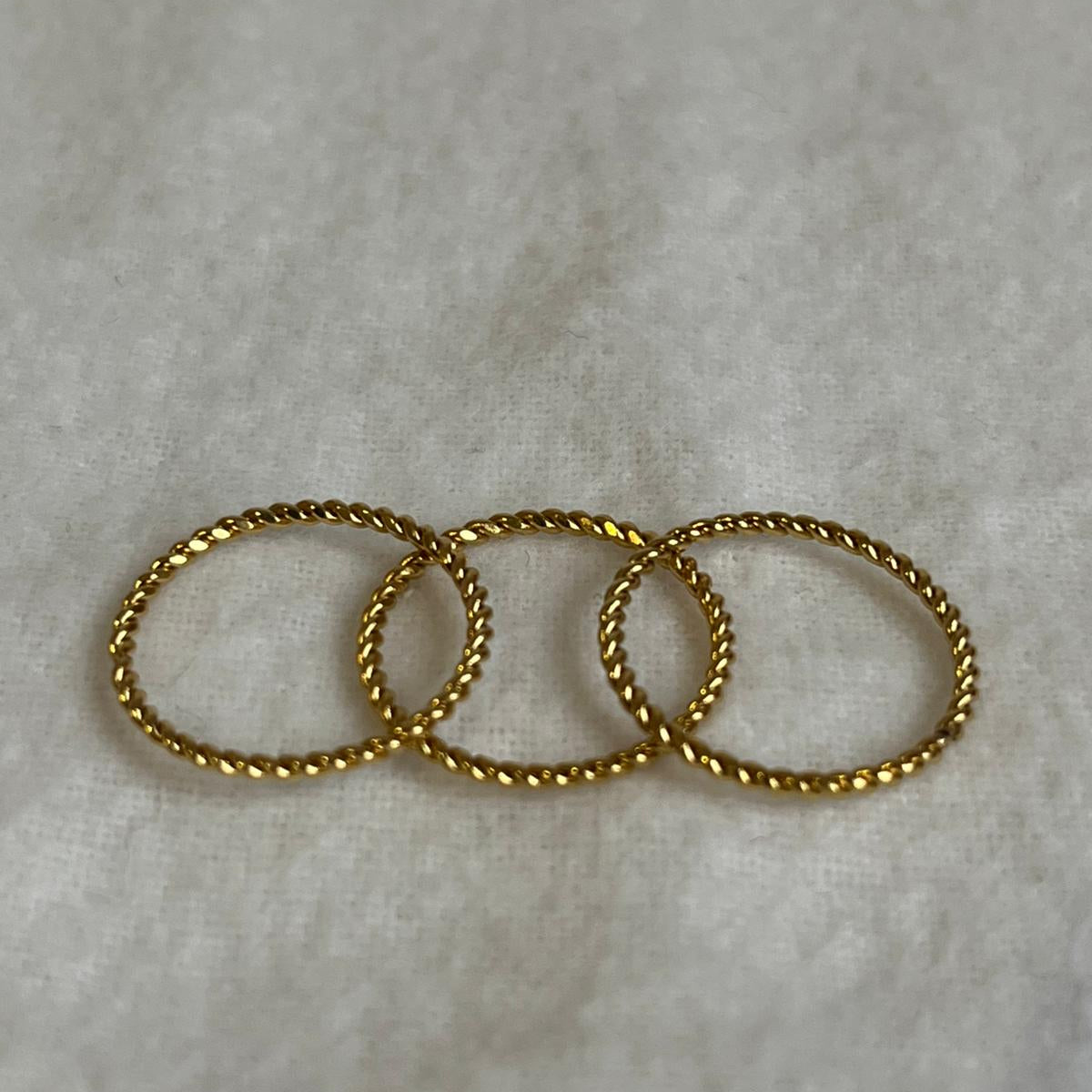 Anillo Minimalista