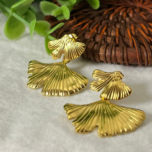 Aretes tipo abanico largos