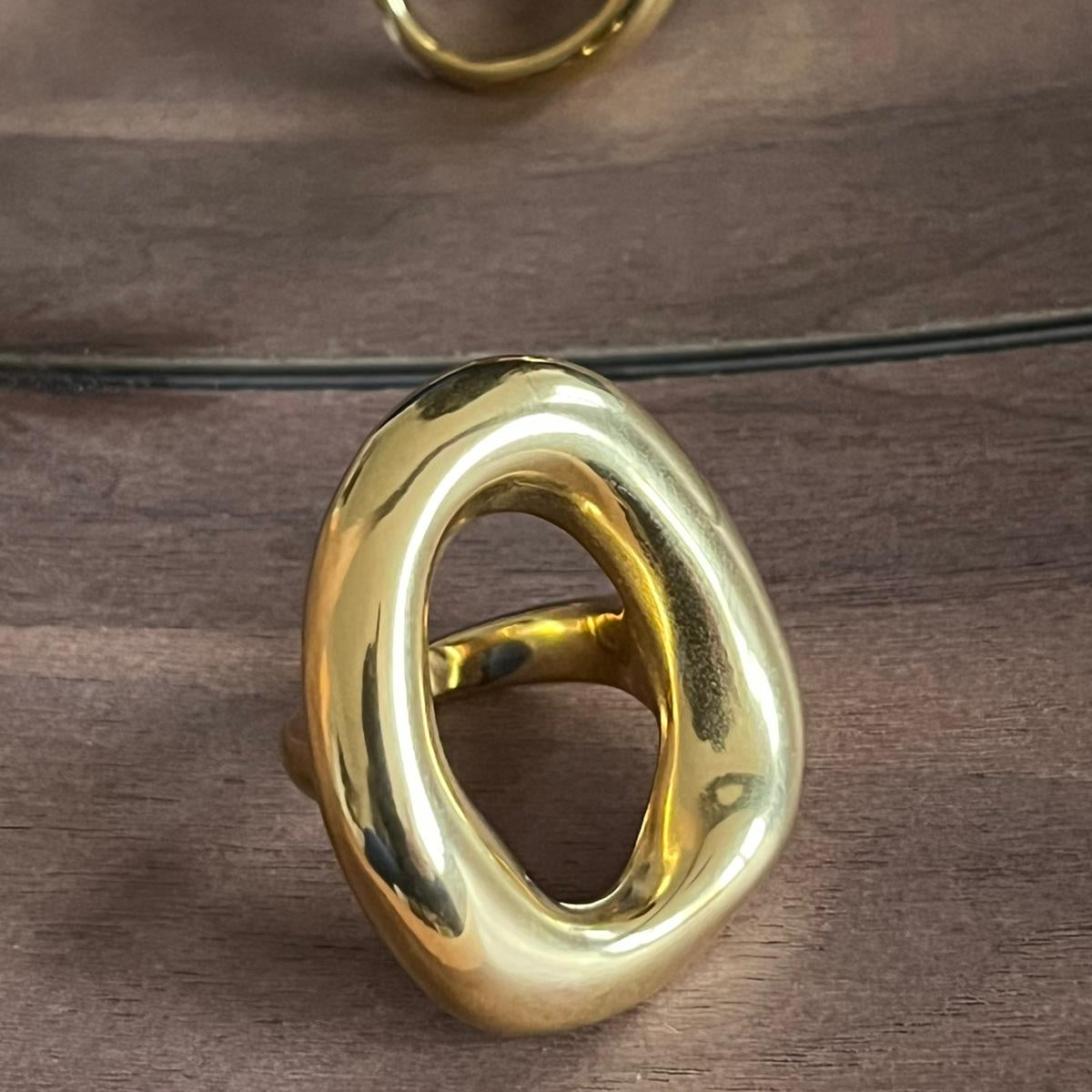 Anillo Hollow Redondo