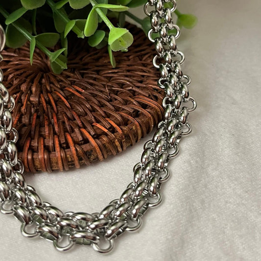 Collar trenzado